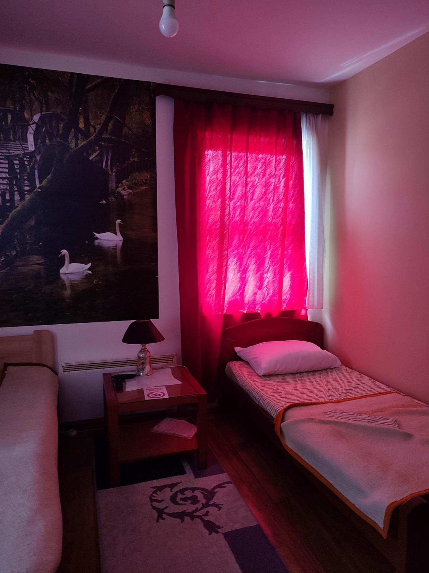 Bed and Breakfast Pansion Kamin Lukavica Экстерьер фото